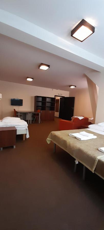 Hôtel Willa Strzelnica à Kościerzyna Extérieur photo